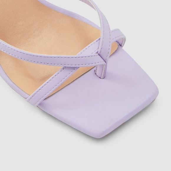 Call It Spring Kianna Block Heel Sandal - Picture 8 of 10